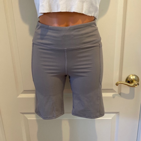 URBAN OUTFITTERS Gray Bike Biker Compression Shorts Long Line S Small Gray/Taupe - Picture 1 of 8
